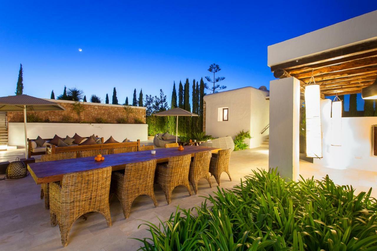 Ibiza Luxury Villa ซานตาเอวเลเรียเดสริว ภายนอก รูปภาพ