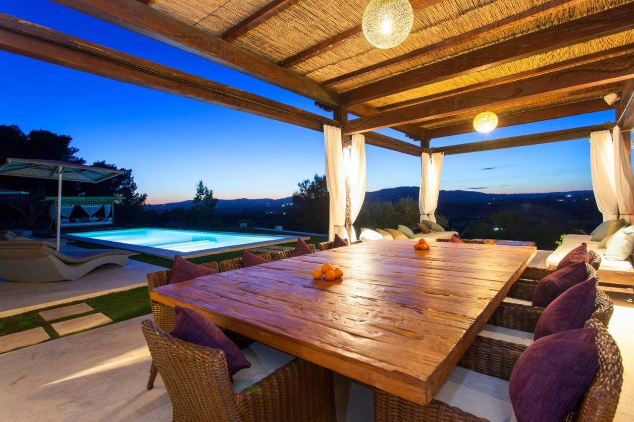 Ibiza Luxury Villa ซานตาเอวเลเรียเดสริว ภายนอก รูปภาพ
