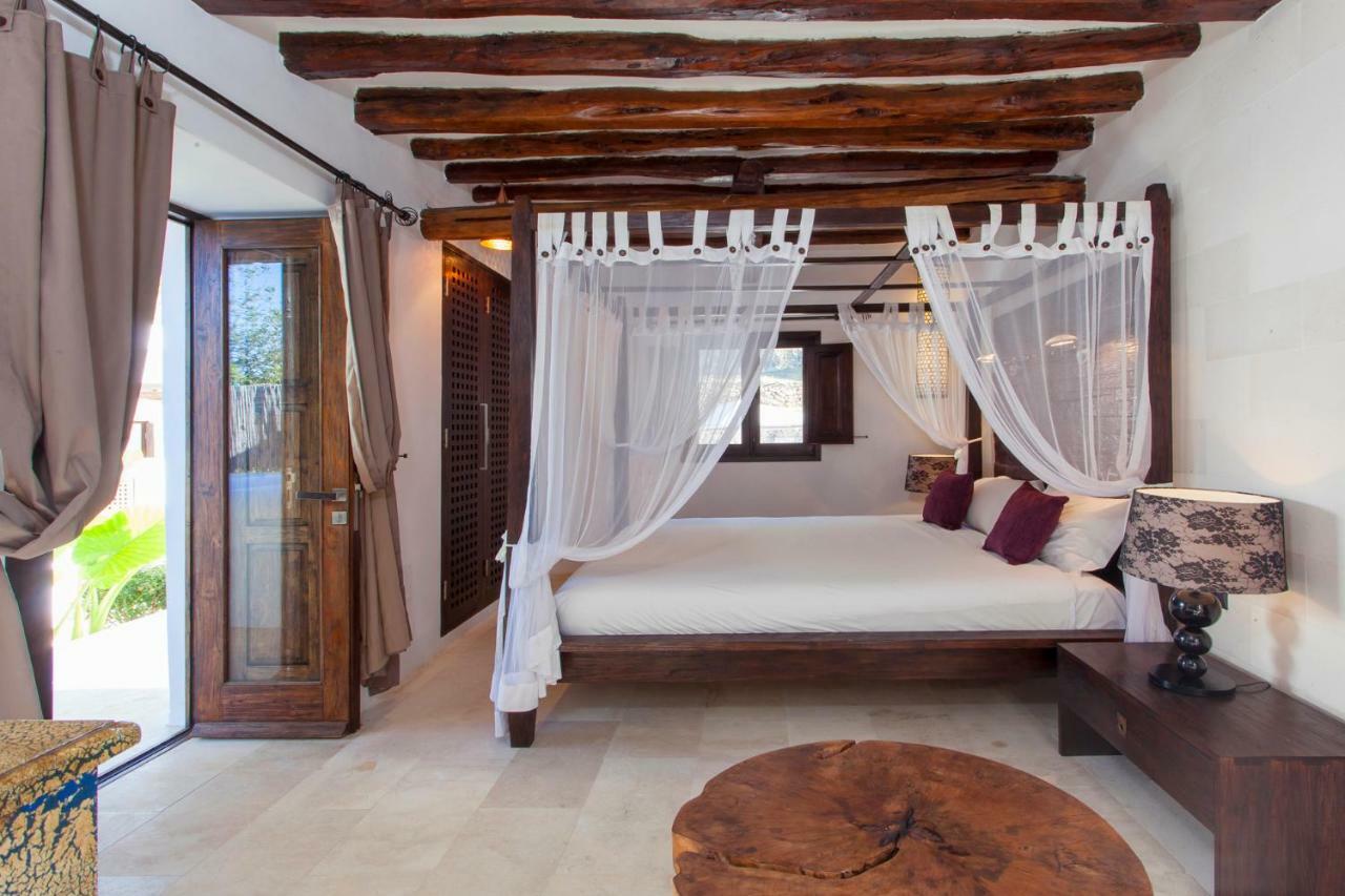 Ibiza Luxury Villa ซานตาเอวเลเรียเดสริว ภายนอก รูปภาพ