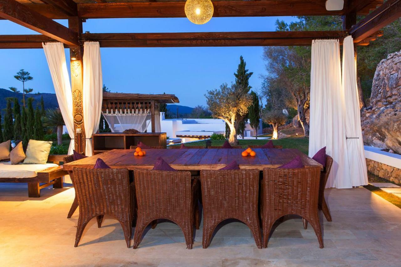 Ibiza Luxury Villa ซานตาเอวเลเรียเดสริว ภายนอก รูปภาพ